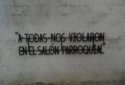 Prácticas artísticas contra la desmemoria: la violación como arma de guerra